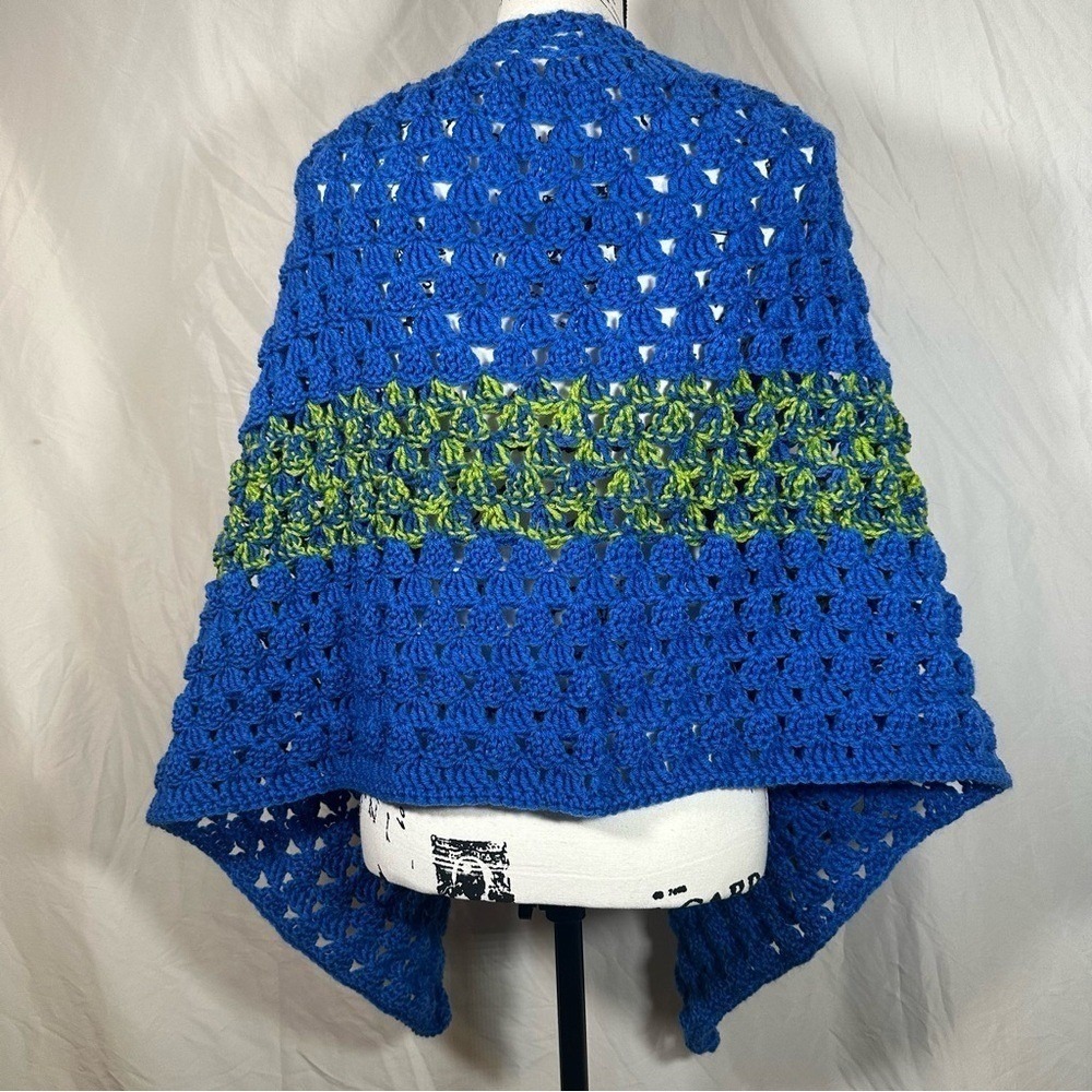 Handmade Crochet Wrap Shawl Blue & Green One Size Cottagecore Grandmacore - Picture 6 of 6